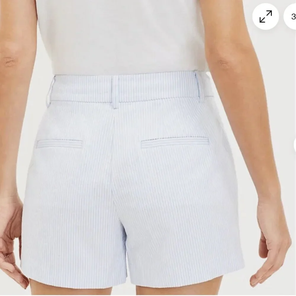 ✨ 🩵Ann Taylor LOFT Striped Seersucker Riviera Shorts - Curvy (NEW WITH TAGS)‎ ✨